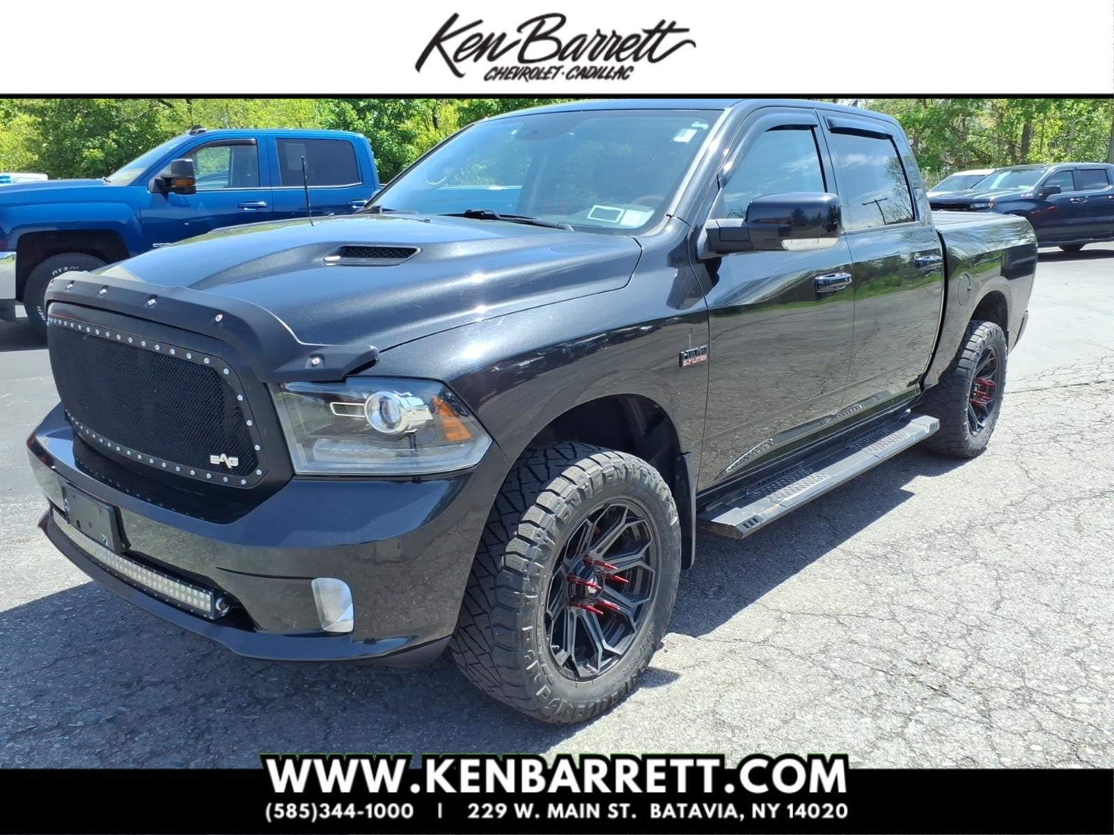2018 RAM 1500 Night Crew Cab 4x4 5'7" Box