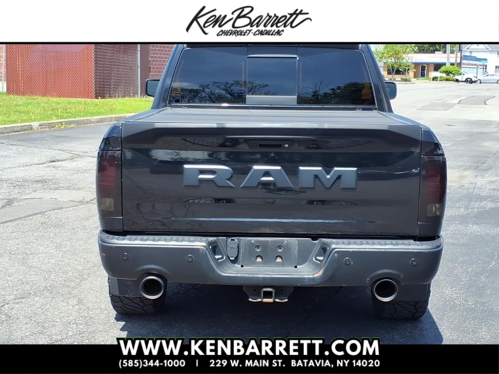 2018 RAM 1500 Night Crew Cab 4x4 5'7" Box
