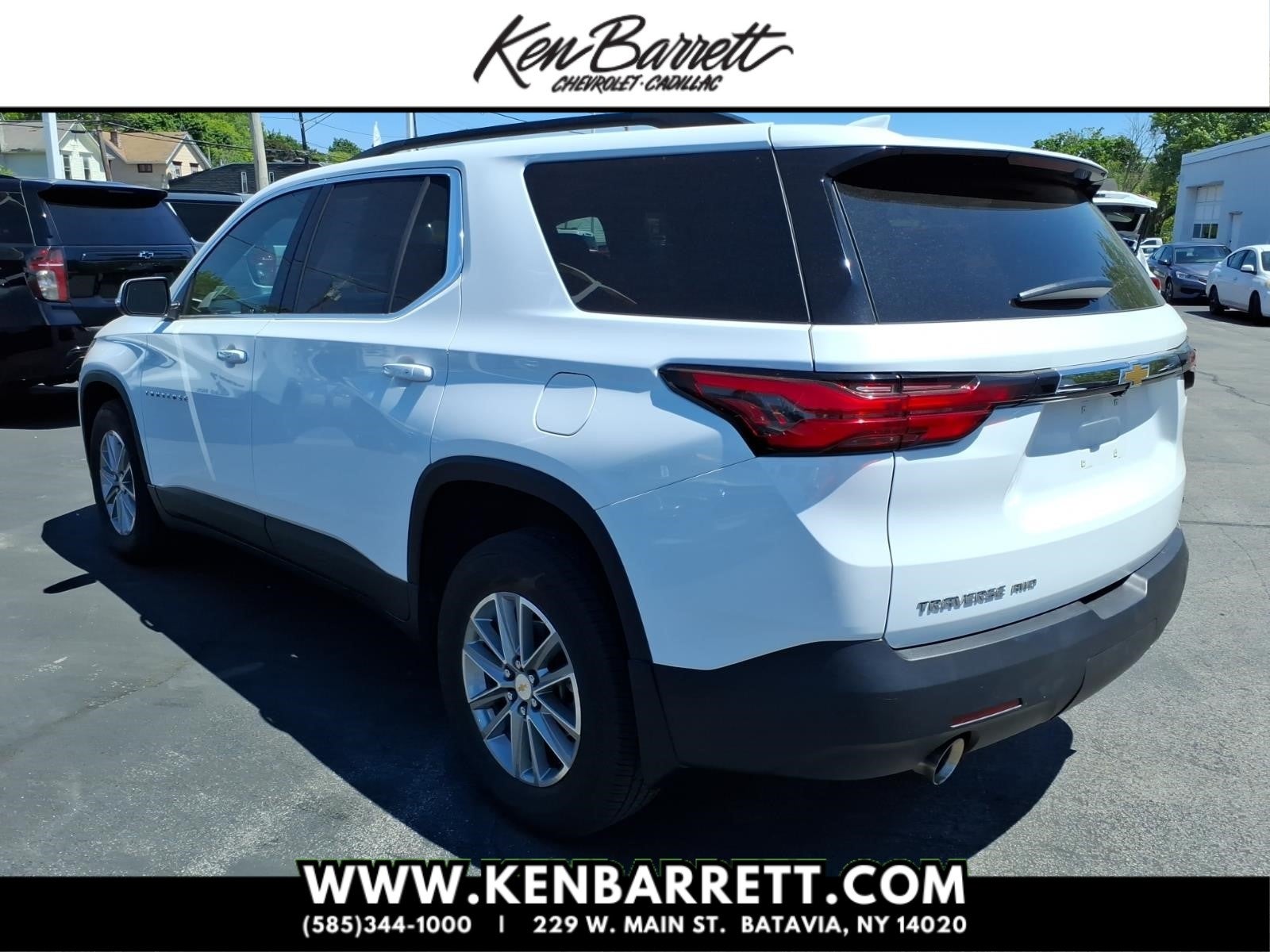 2023 Chevrolet Traverse LT Cloth