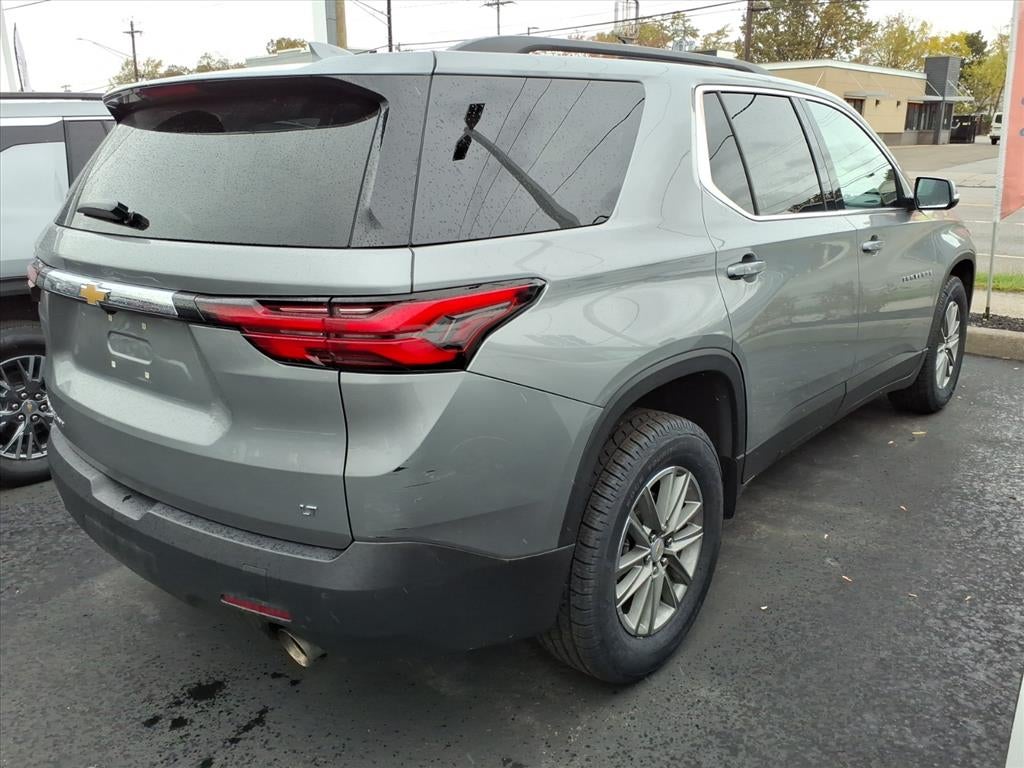 2023 Chevrolet Traverse LT Leather