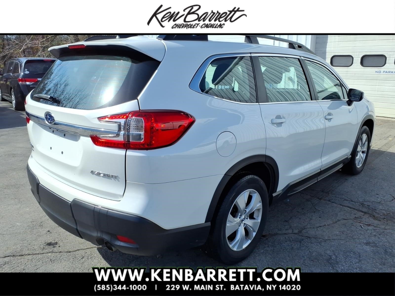 2023 Subaru Ascent Base 8-Passenger