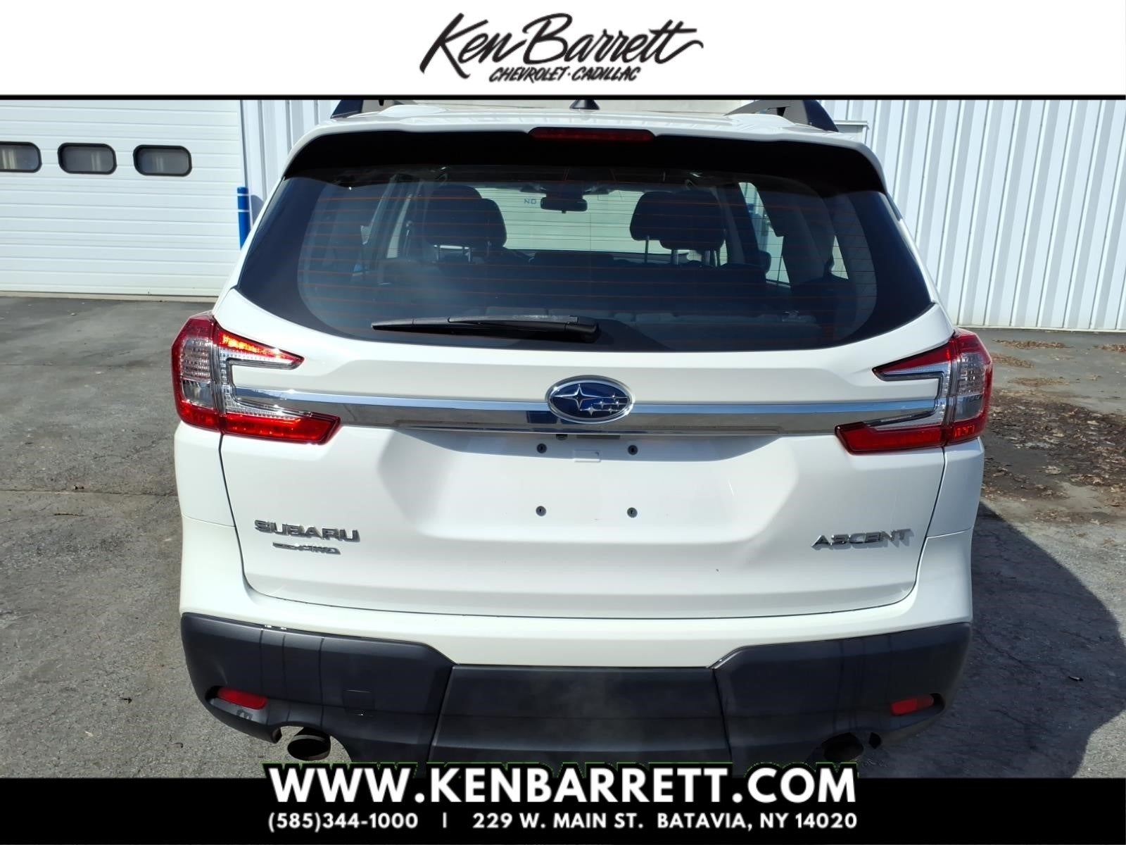 2023 Subaru Ascent Base 8-Passenger