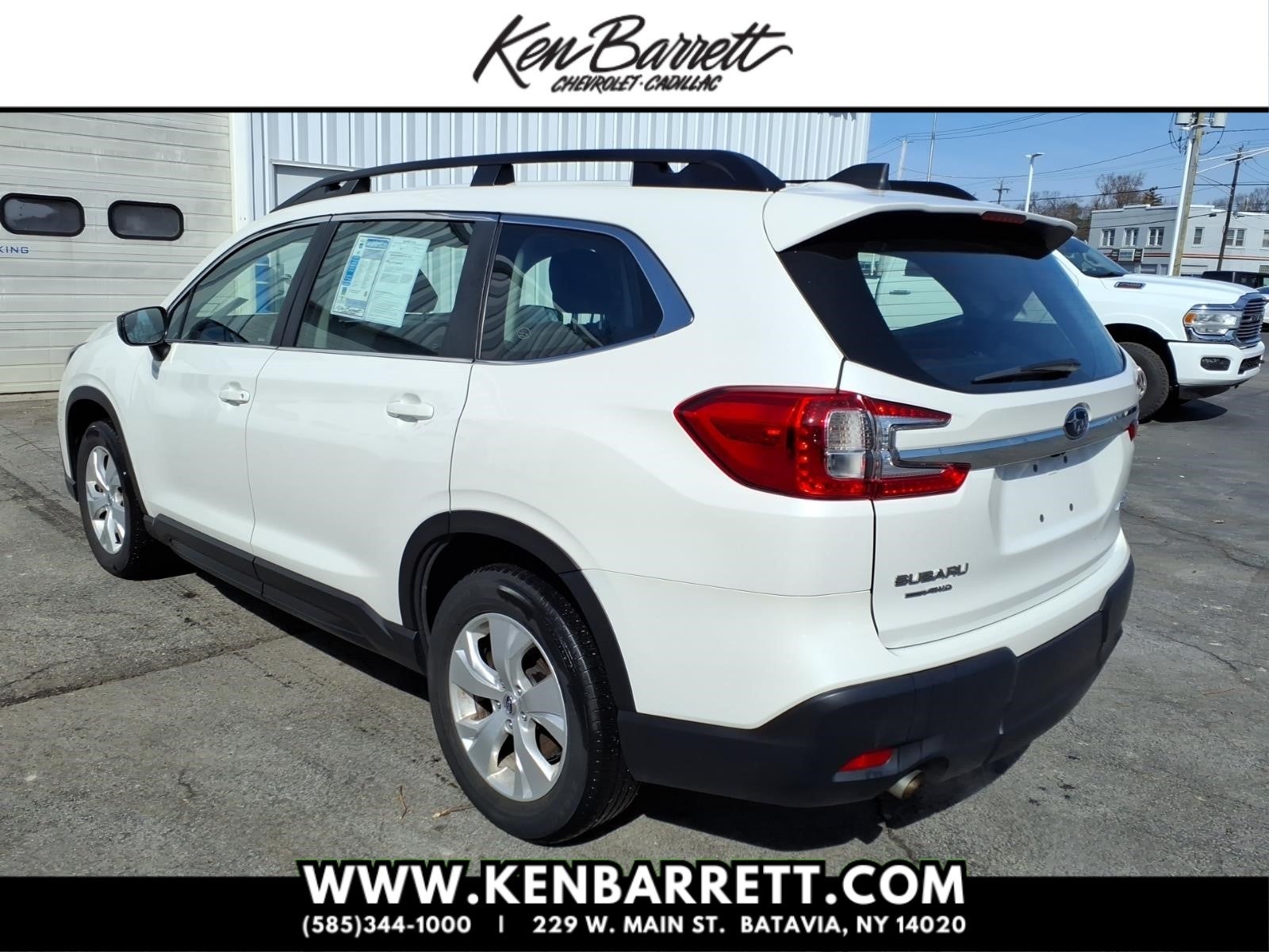 2023 Subaru Ascent Base 8-Passenger