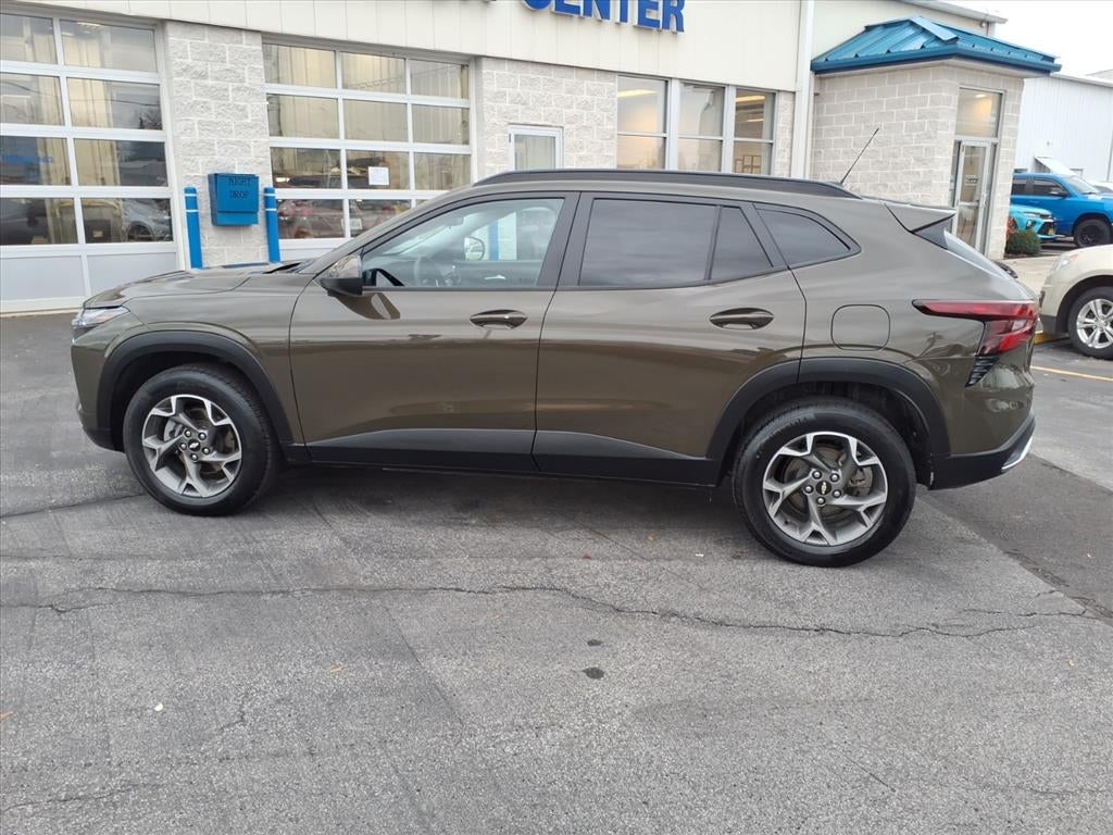 2024 Chevrolet Trax LT