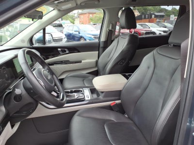 2023 Kia Carnival MPV SX