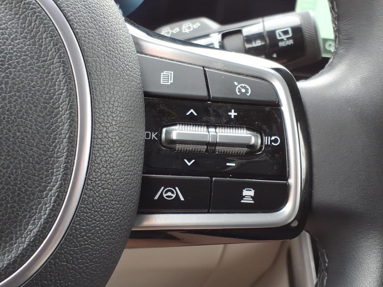 2023 Kia Carnival MPV SX